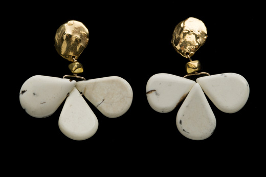 WHITE TURQUOISE 3 TEAR-SHAPED GOLD VERMEIL TOP EARRING